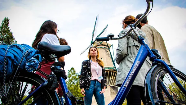 tour Bici Campiña Holandesa Amsterdam alquiler Bicicleta visita guiada español Brick Mill Admiraal Países Bajos