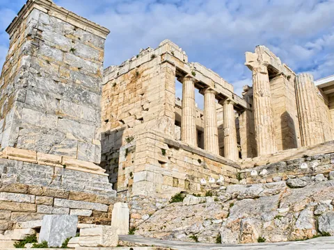 Propileos Acropolis Atenas visita la Acropolis y el Partenon excursiones y Actividades en Atenas
