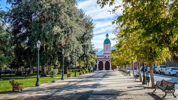 La plaza de San José de Maipo, uno de los lugares de reunión de esta localidad.