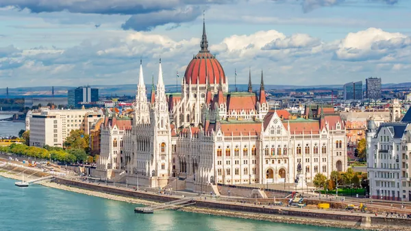 Parlamento de Budapest, una de las visitas incluidas en este tour.