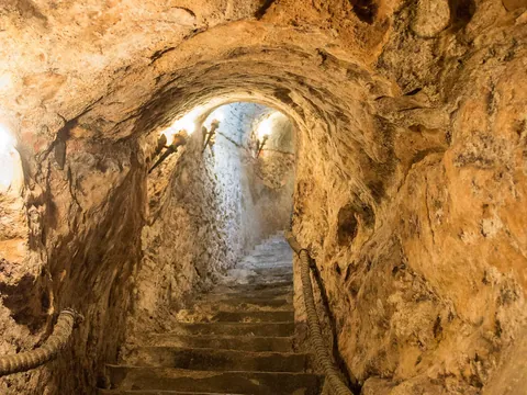 visita guiada Bodeagas Subterraneas Museo Vino Siglo XIII Aranda Duero Castilla León