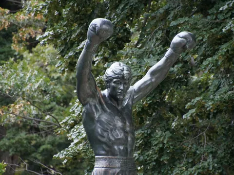 Estatua de Rocky Balboa frente al Museo de Arte de Filadelfia