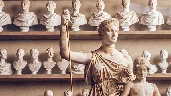 También encontraremos obras de Botticell, Pontormo o Juan de Bolonia.
