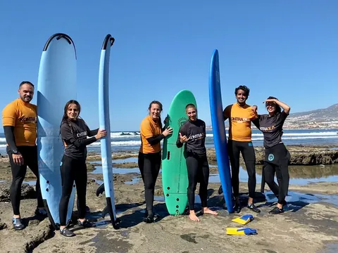 clase Surf Grupo Playa Americas Costa Adeje Tenerife Canarias