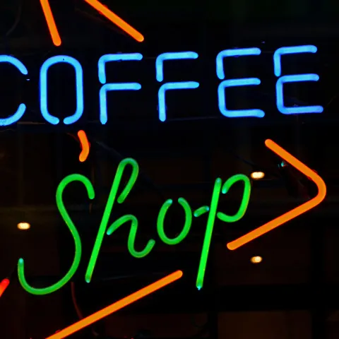 Cartel de un Coffee Shop de Ámsterdam-Buendía tours