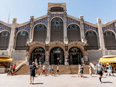 Fachada modernista del Mercado Central de Valencia