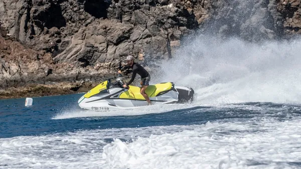 Moto Agua Lanzarote Jetski Seadoo Puerto Carmen Playa Blanca Puerto Calero Arrecife Costa Teguise islas Canarias
