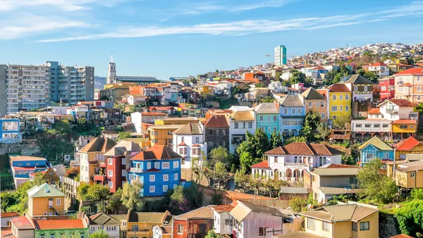 Casas de colores en el panorama de Valparaíso en Chile.