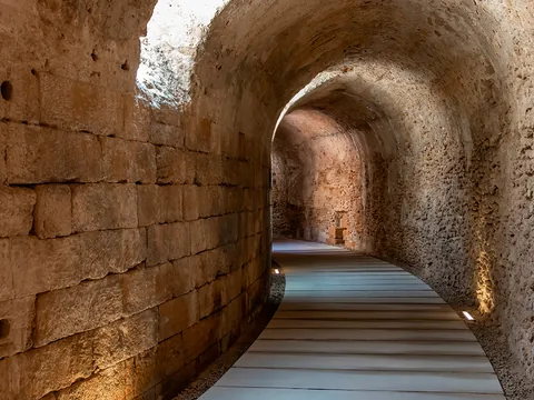 free tour Cádiz nocturno Teatro Romano visita guiada