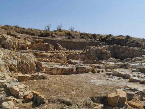 Yacimiento Puente Tablas Ruinas Arqueologia Jaen