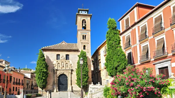 tour privado Albaicin Sacromonte visita Casa Cueva Alhambra Barrio Granada