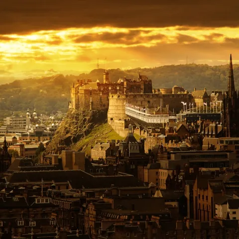 Vista Edimburgo - Barrios de Edimburgo - Qué ver en Edimburgo - Guía de Viajes Edimburgo - Buendía Tours