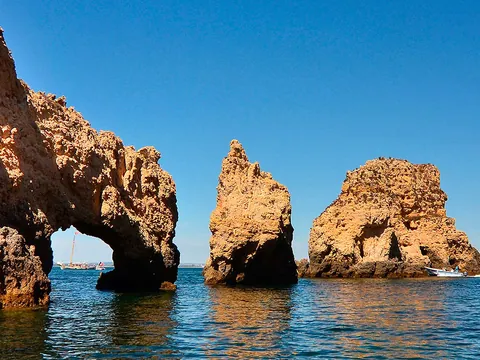 Paseo en barco por la costa de Lagos y Ponta Piedade con almuerzo