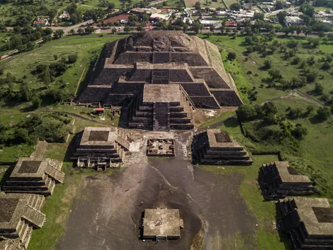 excursion-piramides-teotihuacan.jpg