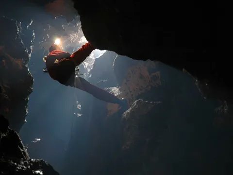 Espeleologia Cueva Coventosa Arredondo Valle Ason Cantabria