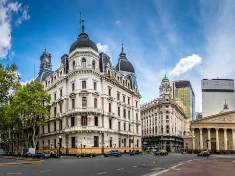 edifcios-cerca-catedral-buenos-aires-tour-guiado_0.jpg
