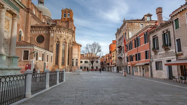 El campo de San Giovanni e Polo, Venecia