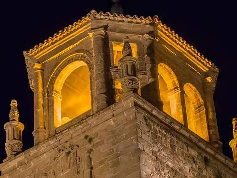 tour misterios leyendas Ubeda visita guiada noche nocturno Jaen