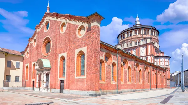 La Última Cena se encuentra en Santa Maria delle Grazie, en Milán, y es una de las grandes obras de la historia del arte.