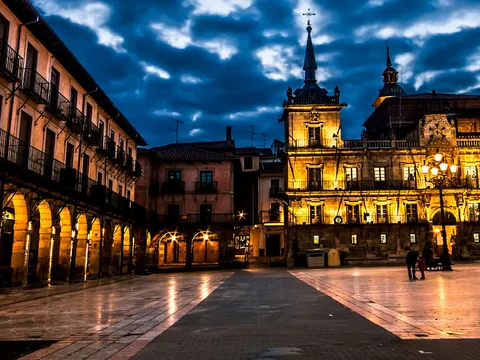 Free tour Salamanca nocturno