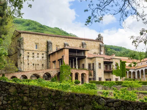 excursión Yuste desde Cáceres visita guiada Monasterio Yste entradas Extremadura