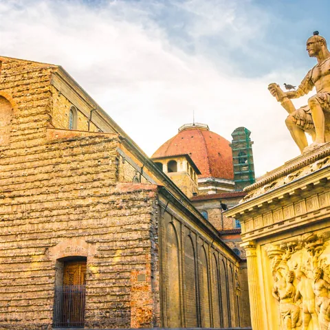 Basílica de San Lorenzo - Qué ver en Florencia - Guía de viaje Florencia - Buendía Tours