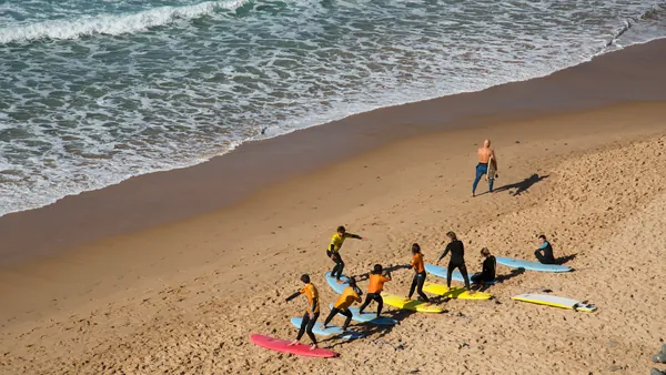 Profesor Surf Grupo Carrapateira clase Dia Algarve