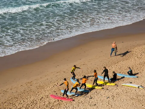 Profesor Surf Grupo Carrapateira clase Dia Algarve