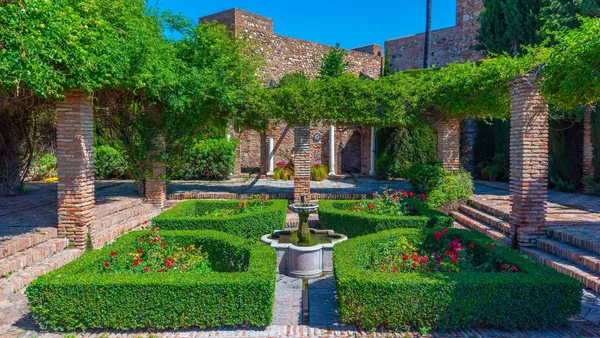 Jardines Alcazaba free tour Málaga