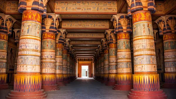 Interior del palacio de la kasbah Taourirt en Ouarzazate, Marruecos