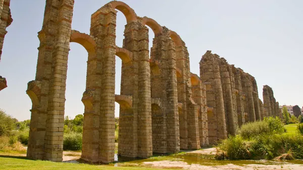 Acuaducto excursión Merida desde Cáceres Extremadura