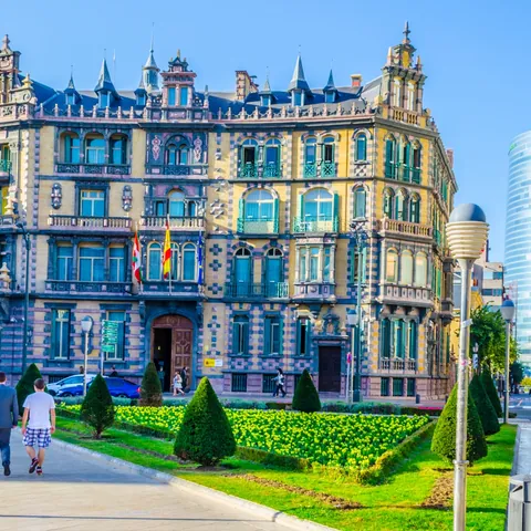 Palacio Chávarri   - Ensanche de Bilbao - Qué ver en Bilbao - Guía de viaje Bilbao - Buendía Tours
