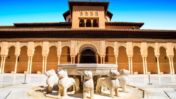 Alhambra Audioguía visita Granada Fuente Leones