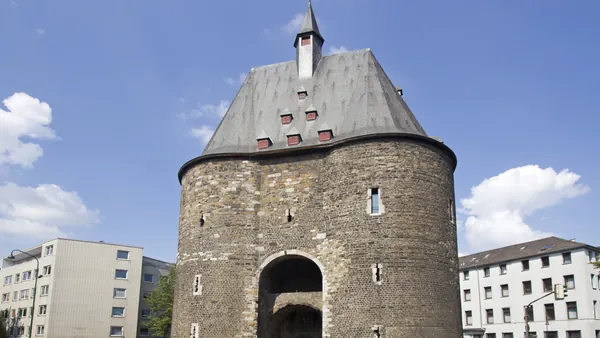 Torre Marschiertor, entrada de la antigua muralla medieval.