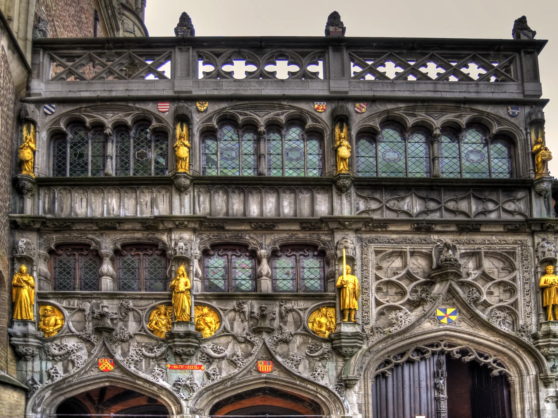 basilica-santa-sangre-brujas_0.jpg