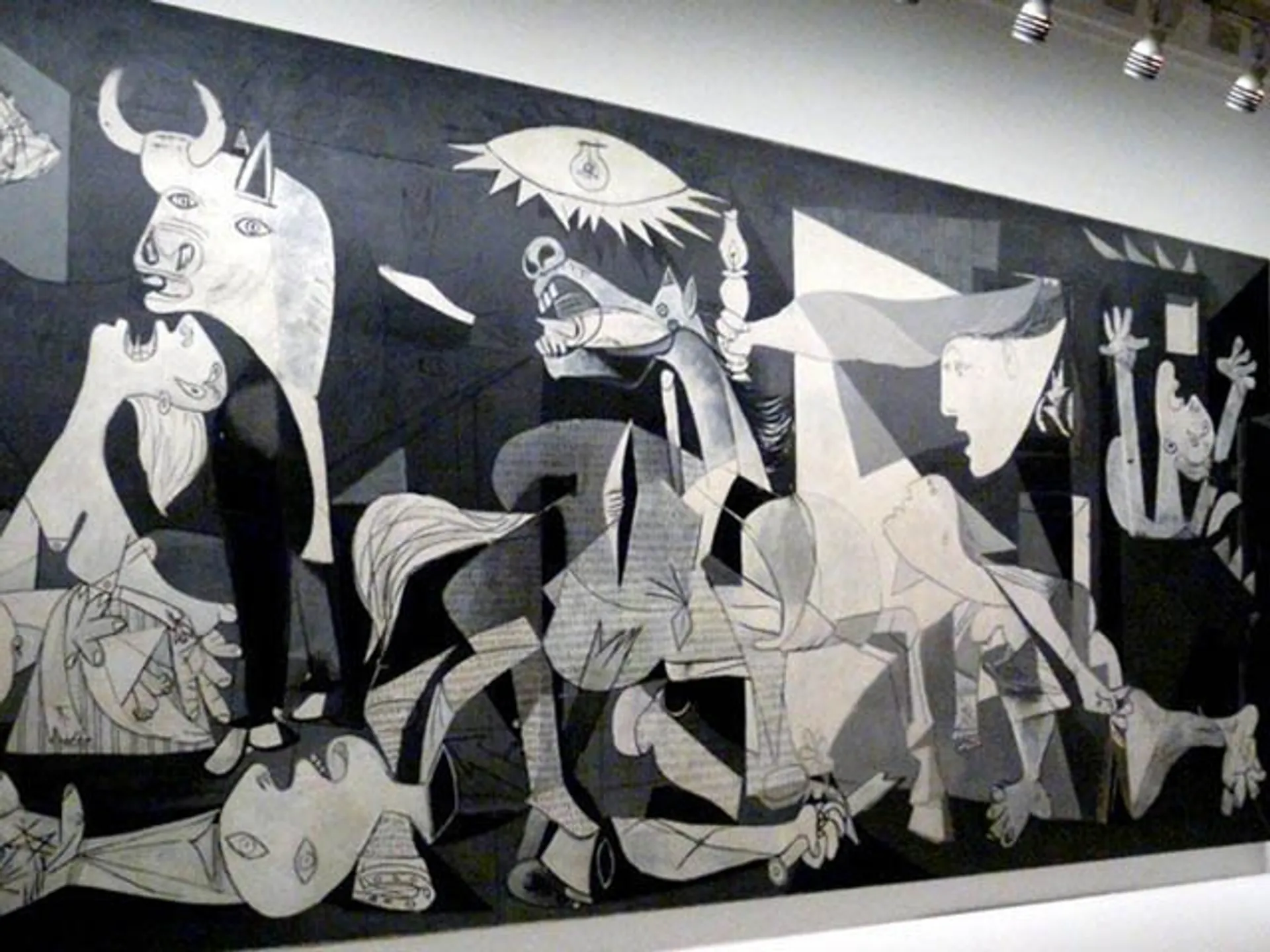 Guernica-Museo Reina Sofía -Museos de Madrid-Guía Viaje-Buendiatours