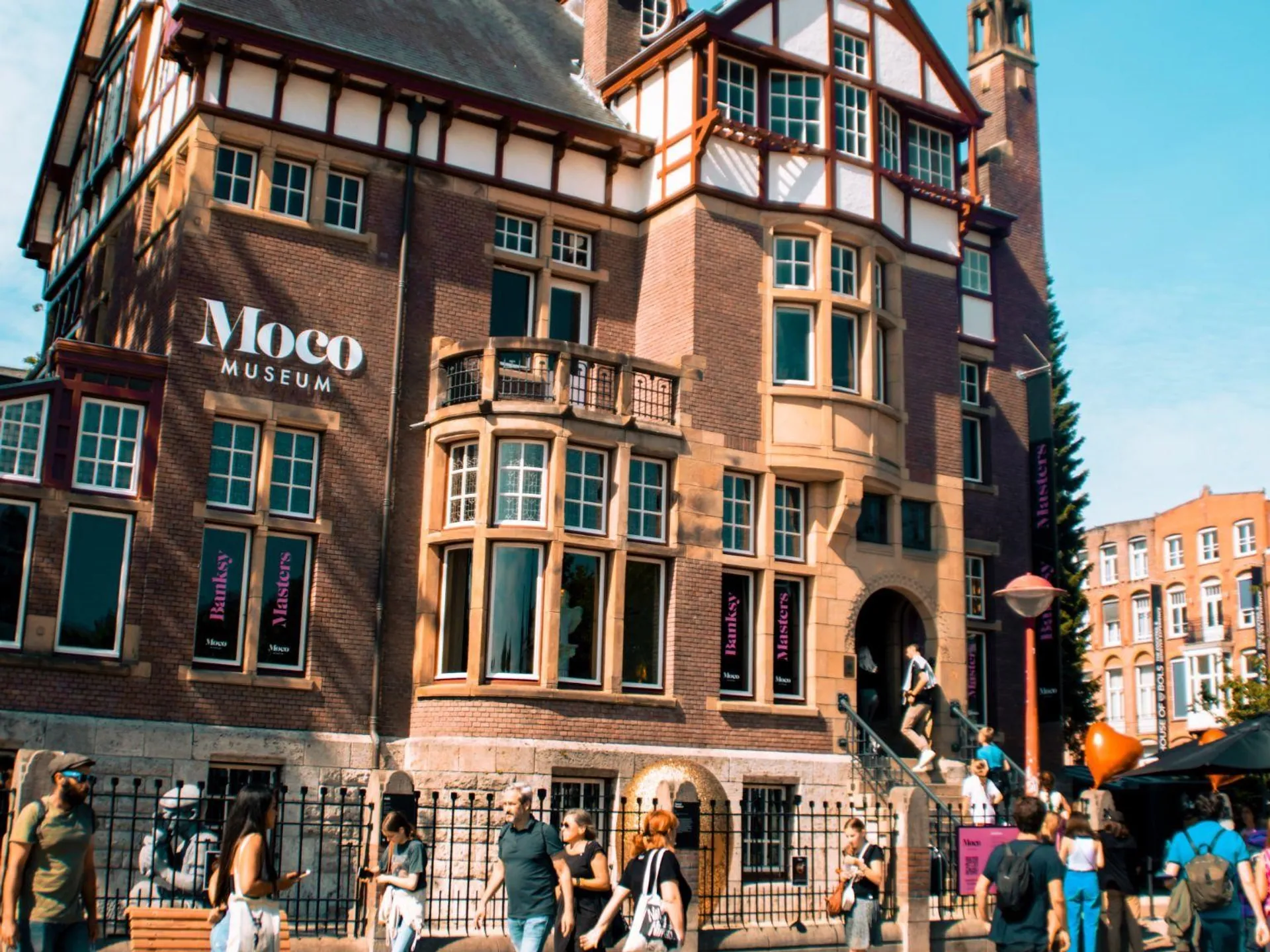 Museo MOCO de Ámsterdam- Qué ver en Ámsterdam- Museos de Ámsterdam- Buendía Tours