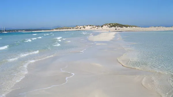 Playas barco Formentera