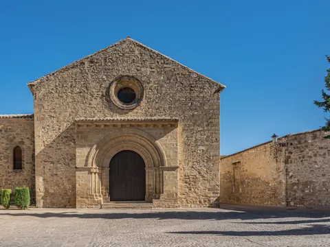 La iglesia de Santa Cruz, situada en el casco antiguo de Baeza.