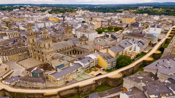 visita guiada Lugo Muralla Catedral Galicia