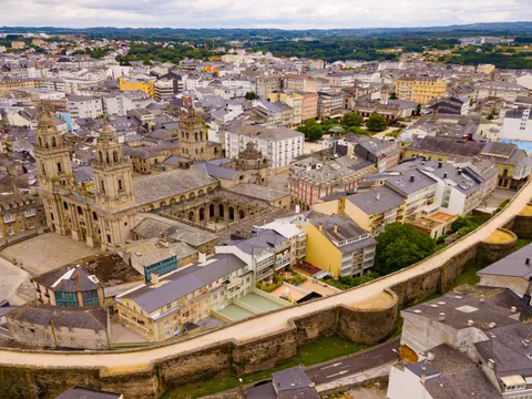 visita guiada Lugo Muralla Catedral Galicia