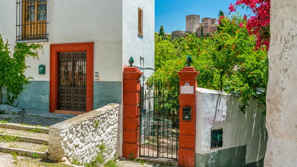 tour privado Albaicin Sacromonte visita Casa Cueva Alhambra Barrio Granada