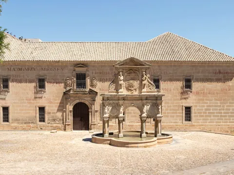 visita guiada Baeza privado Seminario San Felipe Neri tour Jaen