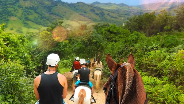 excursión Hacienda Park Multiaventura Ruta Caballo Punta Cana República Dominicana