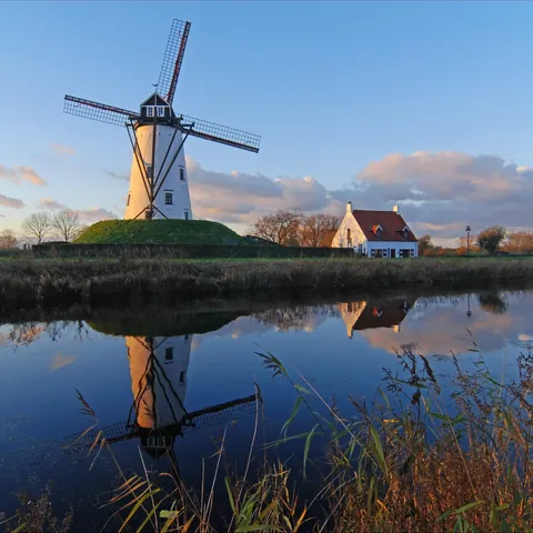 molino y canal en Damme