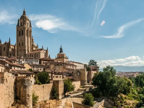 Catedral de Segovia y muralla medieval