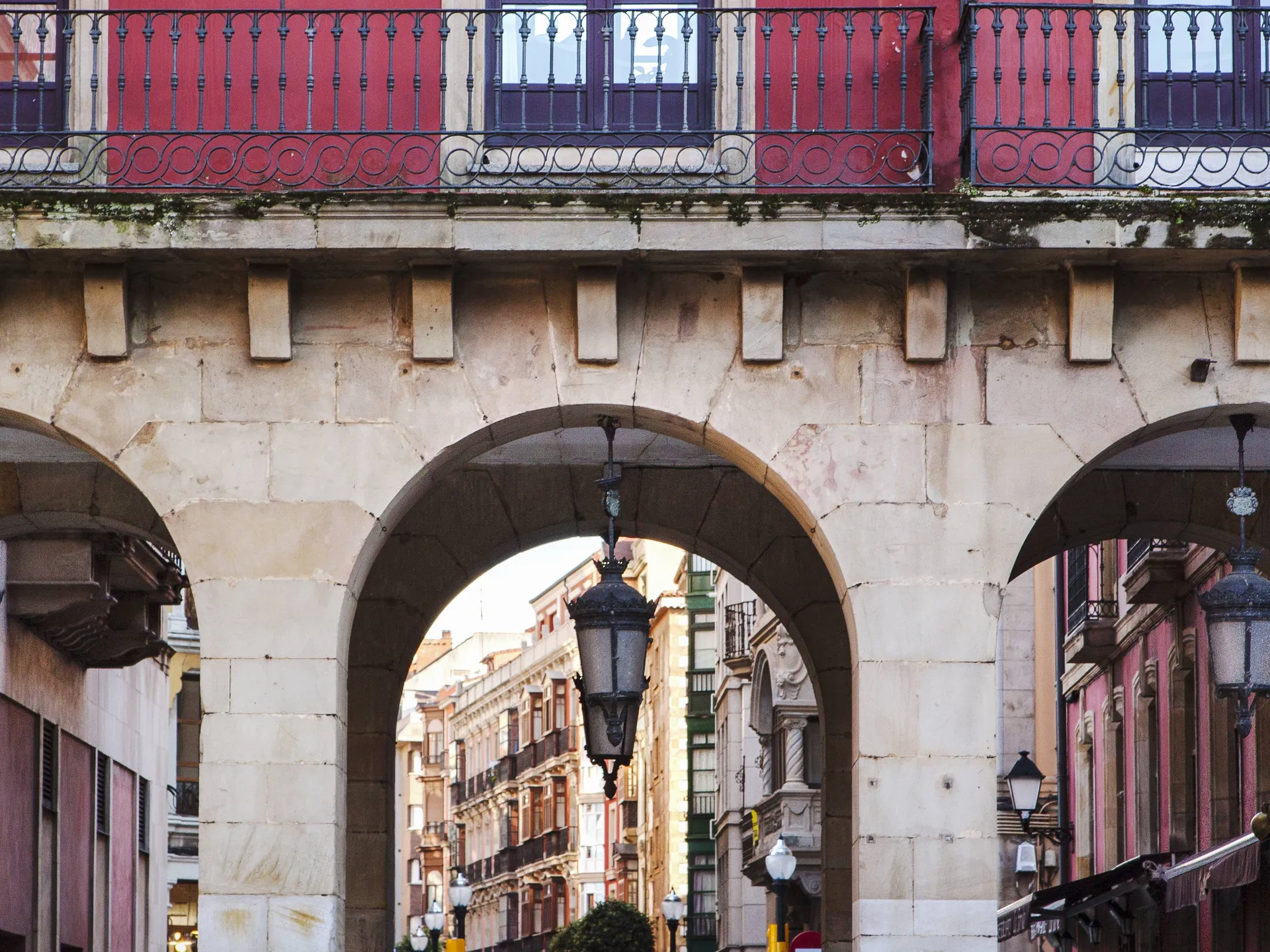Plaza Mayor de Gijón - Qué hacer en Gijón - Guía de Viajes Gijón - Buendía