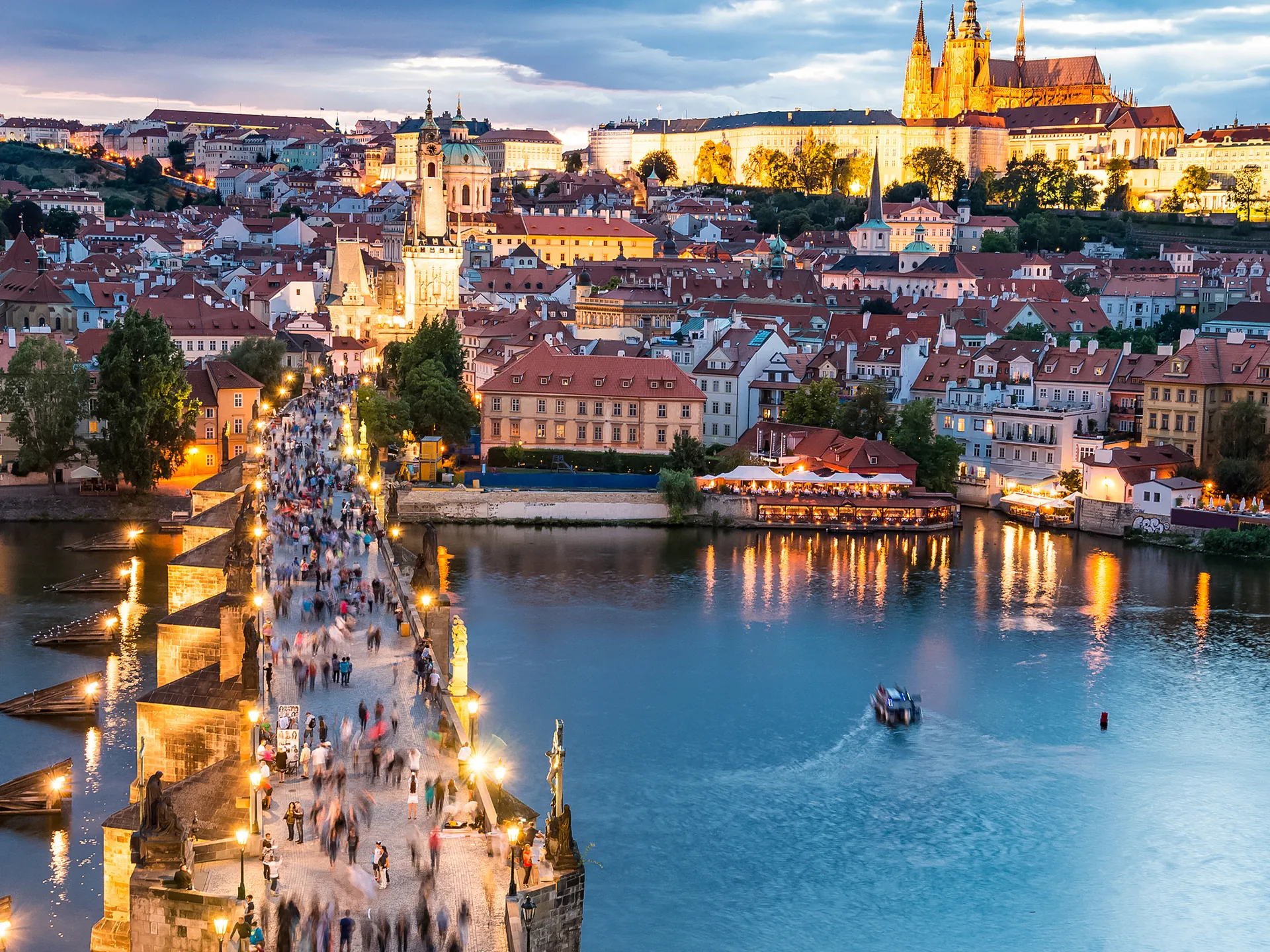 Puente de Carlos - Qué ver en Praga - Guía de viaje Praga - Buendía Tours