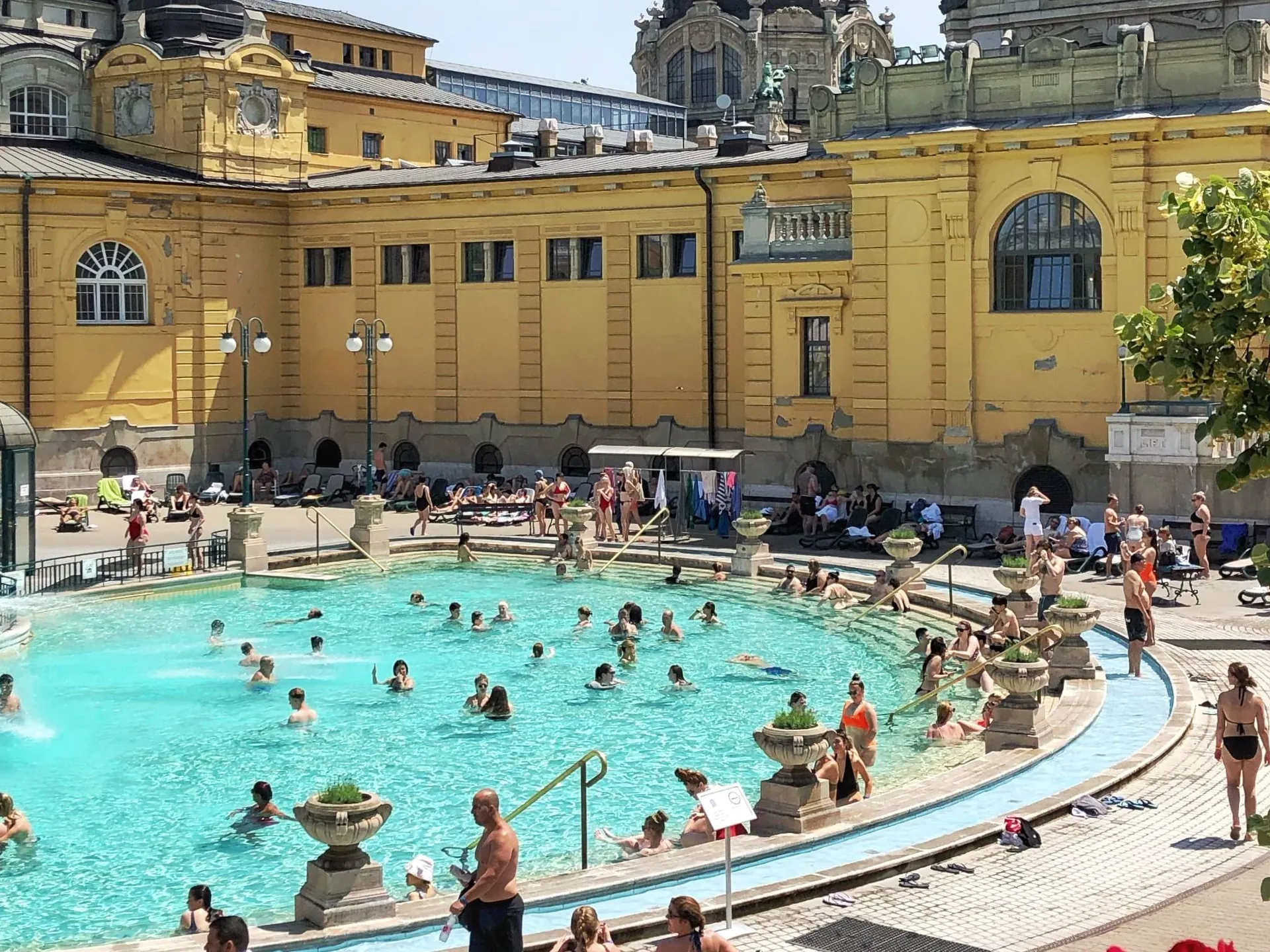 Baños termales de Budapest - Qué ver en Budapest - Guía de Viajes Budapest - Buendía