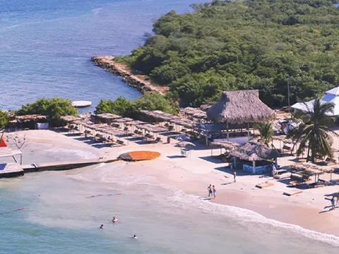 Excursión a Isla Fénix desde Cartagena de Indias